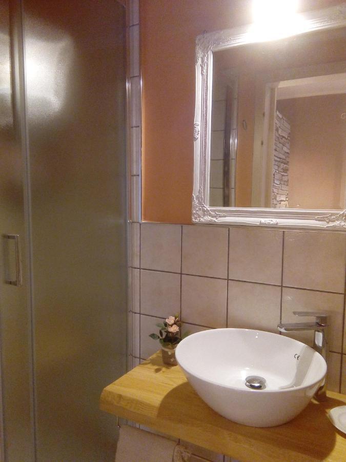 Terre Di Creta...Per Sognare Hotel Pomaia Kültér fotó